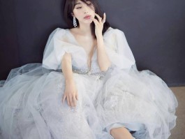 李菲儿《男人装》封面被扒！清纯玉女形象崩塌当年为红竟如此大胆？